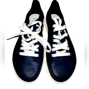 CROCS Women’s‎ Lightweight Sneakers Citilane Navy Blue  White Size 8